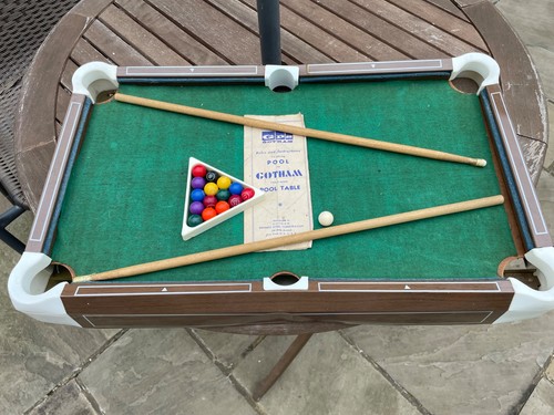 Gotham vintage toy - , pool