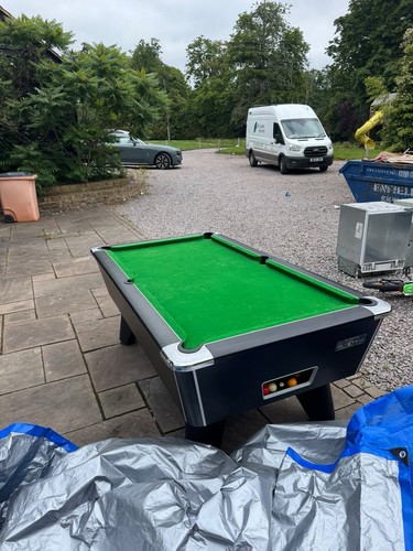 Supreme pool table - table,