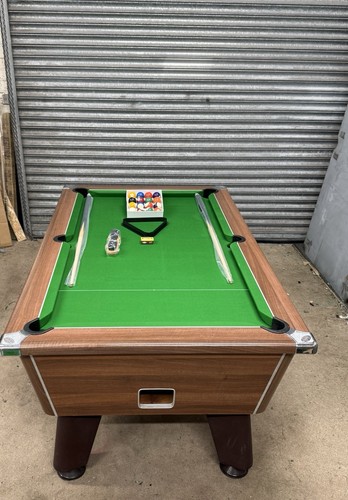 7ft 4ft omega - 4ft, coin