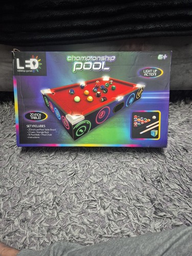 Championship pool light - light, up