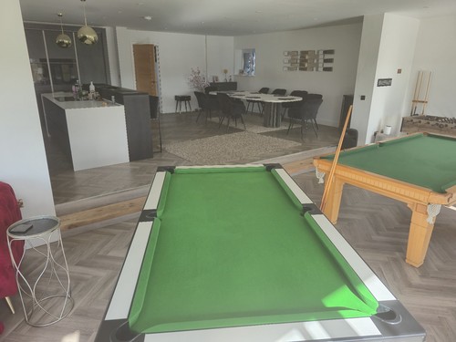 7x4 pool table fully - 7x4, refurb