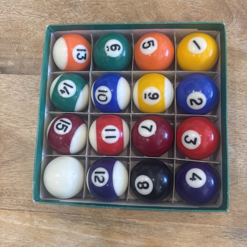 Piece mini pool table - table, balls